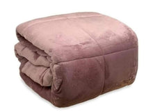 Carica l'immagine nel visualizzatore di Gallery, Trapunta VELVET(Matrimoniale/PiazzaMezza/Singola)