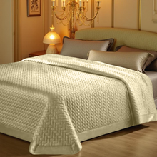 Carica l'immagine nel visualizzatore di Gallery, Copriletto Trapuntato Malaga