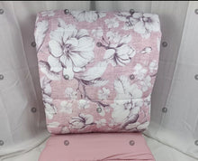 Carica l'immagine nel visualizzatore di Gallery, Piumone Invernale Mariella