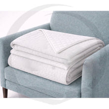 Carica l'immagine nel visualizzatore di Gallery, Copriletto Trapuntato Capri Double-Face