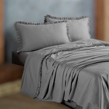 Carica l'immagine nel visualizzatore di Gallery, Completo Letto Rouches