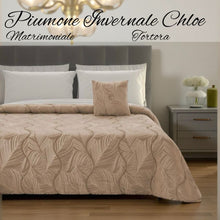 Carica l&#39;immagine nel visualizzatore di Gallery, Piumone Invernale Chloe con cuscino arredo
