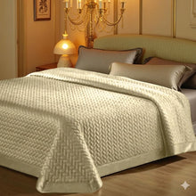 Carica l'immagine nel visualizzatore di Gallery, Copriletto Trapuntato Malaga
